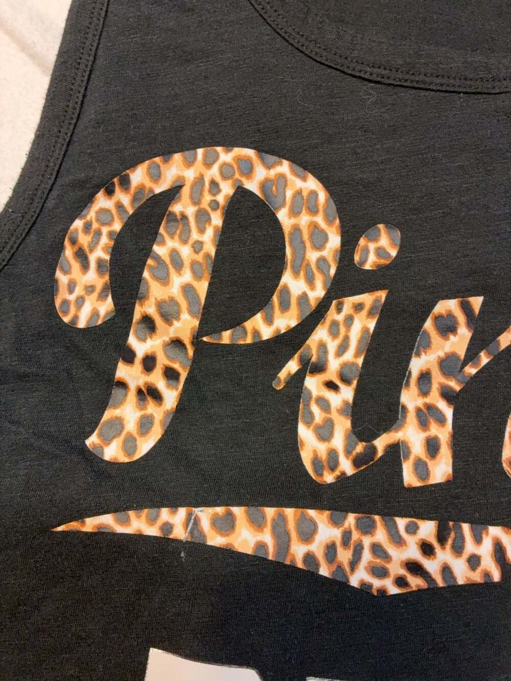 Victoria's Secret PINK Black Leopard Graphic Tank Top Size Medium - Picture 3 of 8